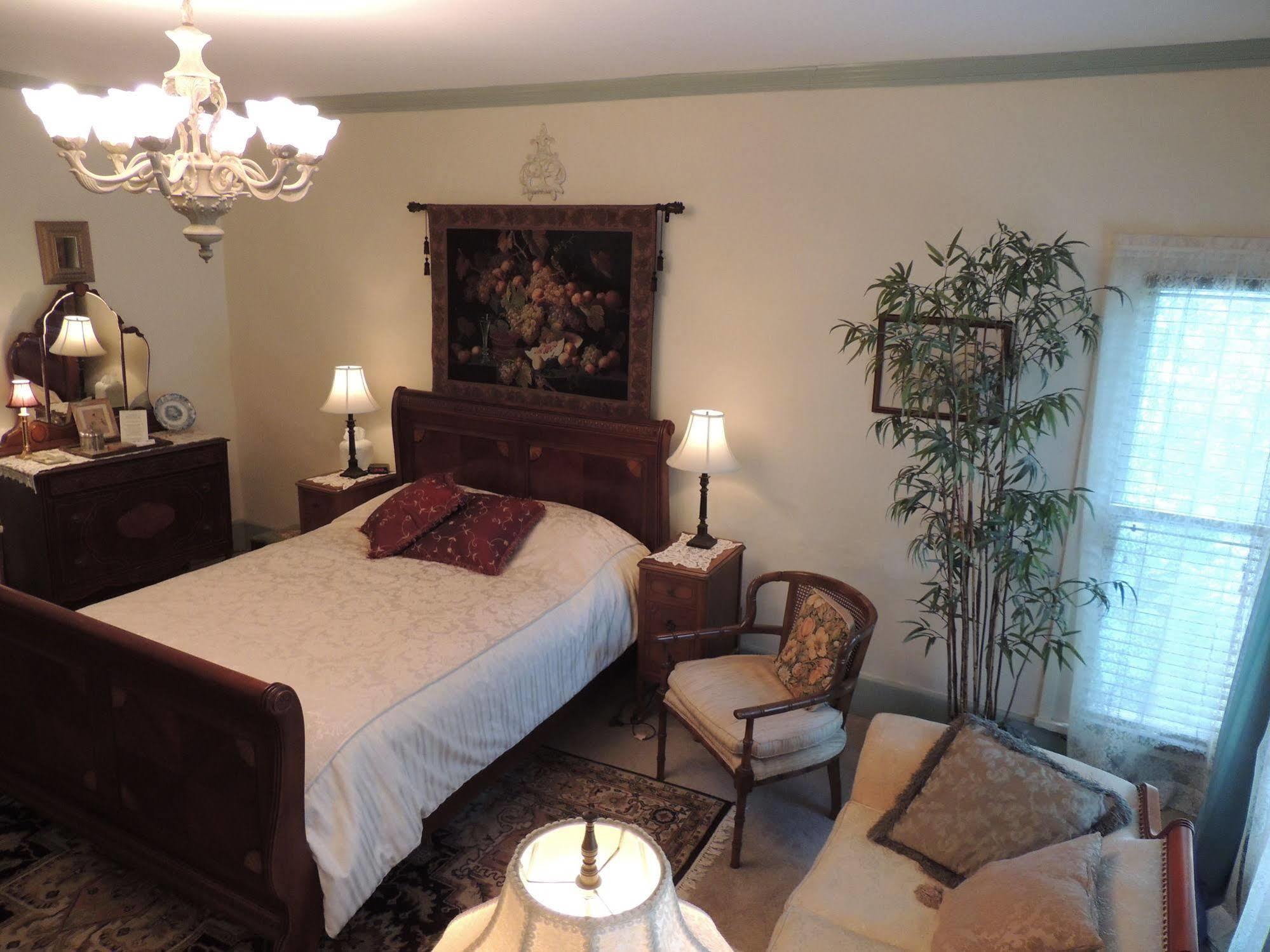 לקסינגטון 1868 Magnolia House Inn מראה חיצוני תמונה