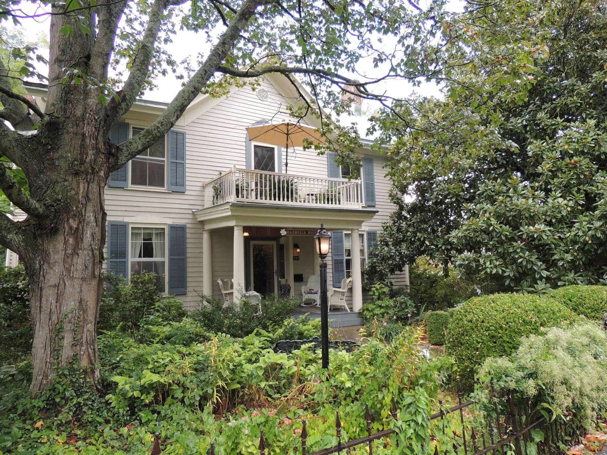 לקסינגטון 1868 Magnolia House Inn מראה חיצוני תמונה